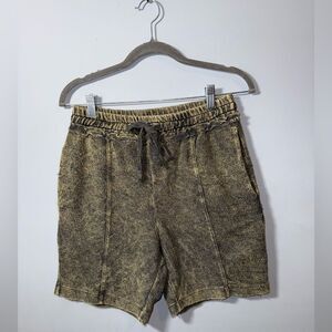 FP movement mineral wash Shorts Size Small GUC